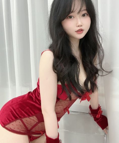 与年轻的岳母